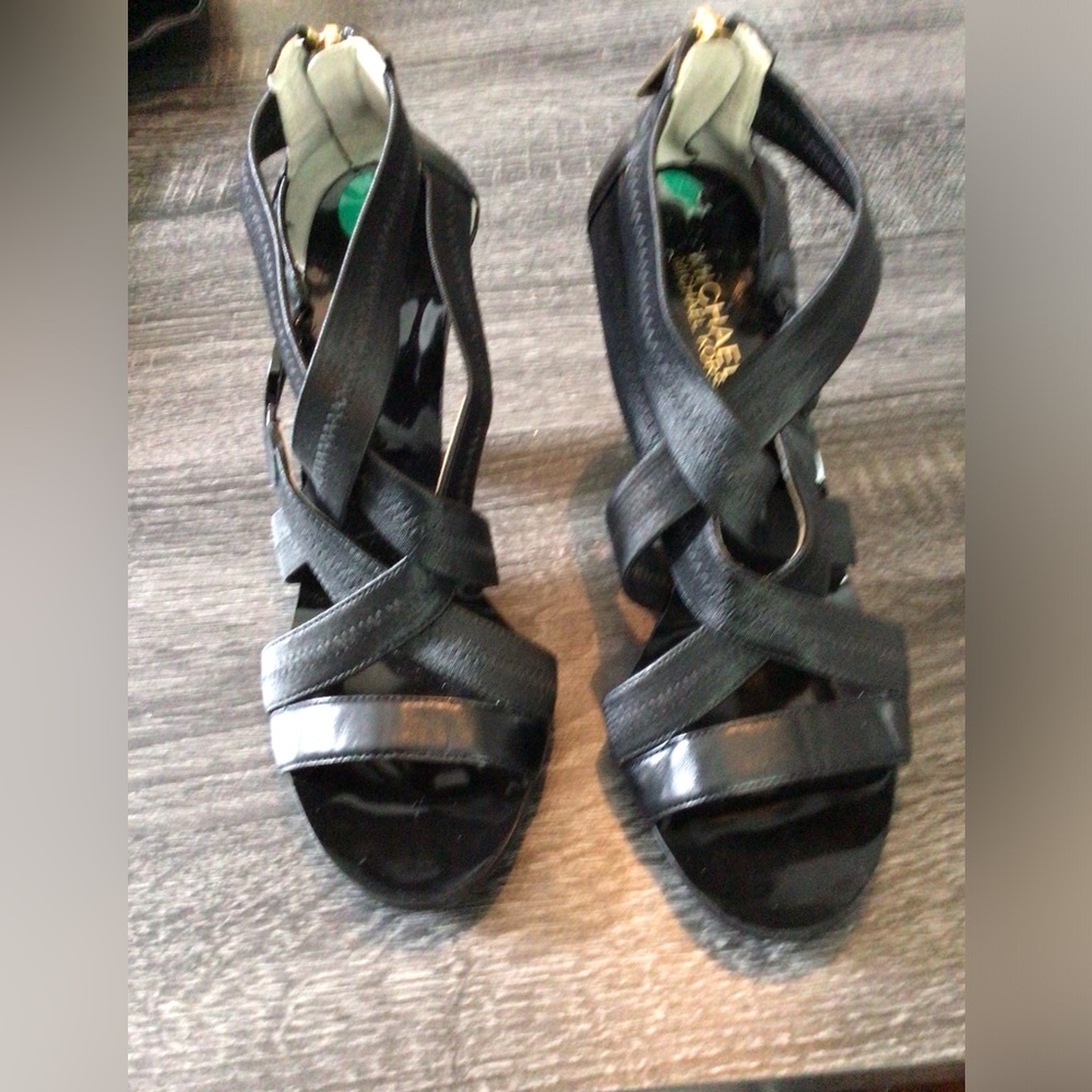 Michael Michael Kors Black Robertson MK Black Strappy Sandals.